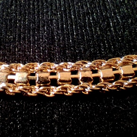 Earring Set Teardrop Filigree Gold-Toned and Two Gold-Toned Bracelets - Picture 7 of 12